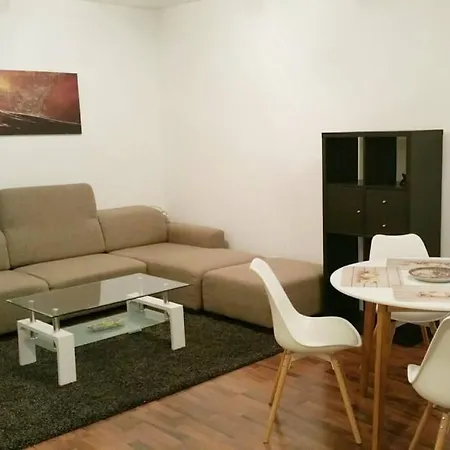 Apartamento Promenade View Corvin, *