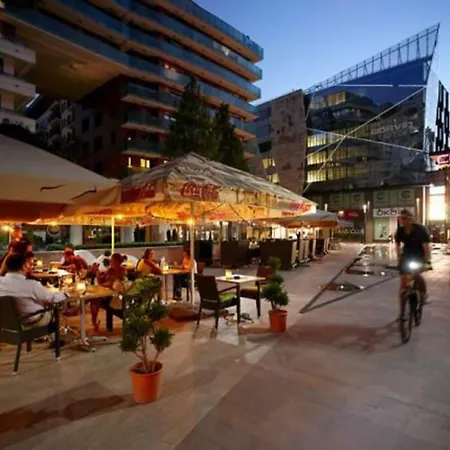 Apartamento Promenade View Corvin, Budapest