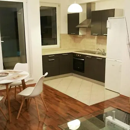 Apartamento Promenade View Corvin,