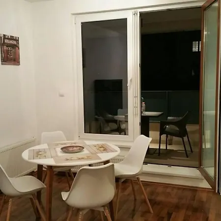 Apartamento Promenade View Corvin, Budapest